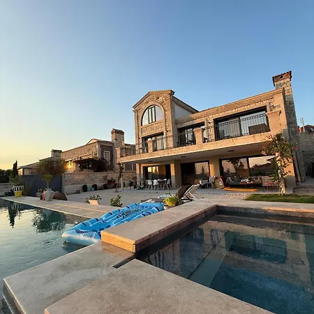 Villasunset With Sea, Chios And Sunset View Villa *